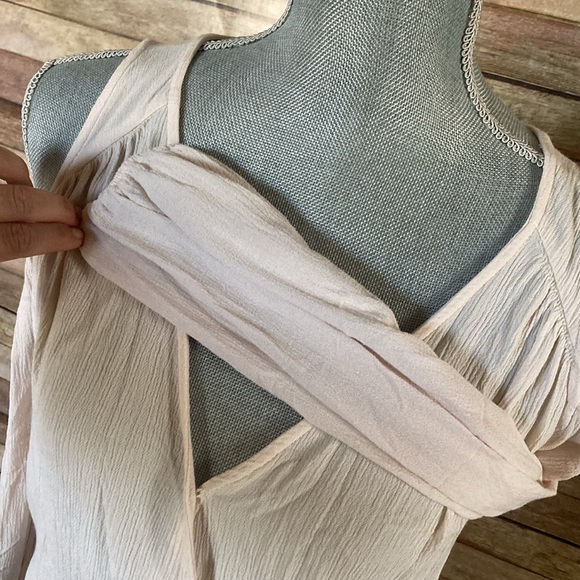 Lush Crop Cold Shoulder Top - Picture 4 of 7